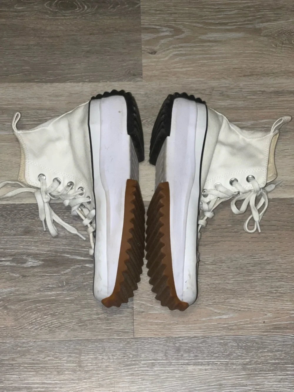 Converse Run Star Hike Shoes Womens Size 9 White Gum Platform Hi Tops - Picture 3 of 5